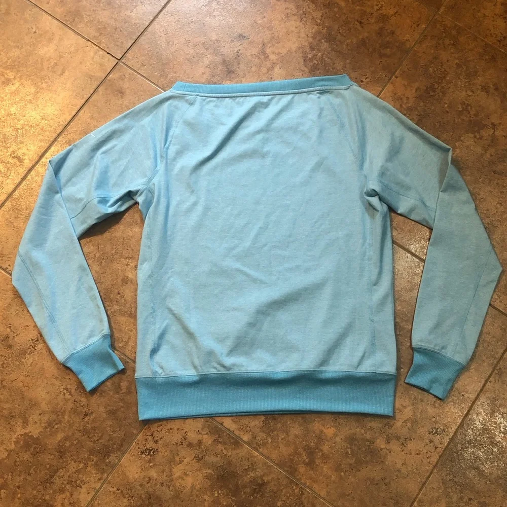 Nike Top Size S-Like New!‎